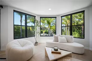 17437 Oak Creek Ct, Encino, CA 91316 - Photo 28