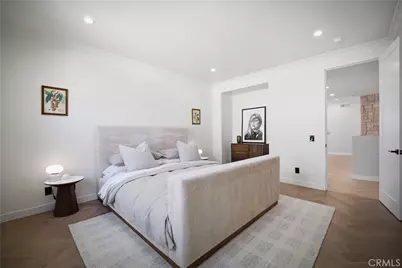 17437 Oak Creek Court, Encino, CA 91316 - Photo 46