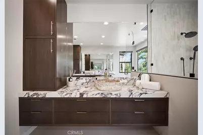 17437 Oak Creek Court, Encino, CA 91316 - Photo 32