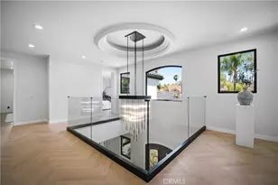 17437 Oak Creek Ct, Encino, CA 91316 - Photo 40