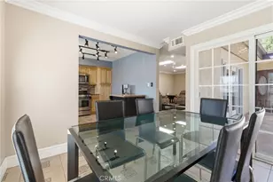 26632 Torrey Pines Dr, Newhall, CA 91321 - Photo 20