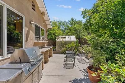 25313 Via Brasa, Valencia, CA 91355 - Photo 10