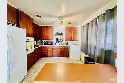 713 Iris, Bakersfield, CA 93308 - Photo 6