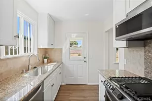 9725 Haddon, Pacoima, CA 91331 - Photo 14