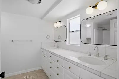 28177 Langside Avenue, Canyon Country, CA 91351 - Photo 16