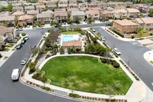 13995 Burdock Dr, Moorpark, CA 93021 - Photo 40