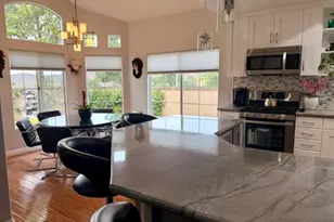 3595 Mapleknoll, Thousand Oaks, CA 91362 - Photo 16