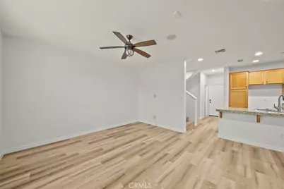 1690 Heywood #C, Simi Valley, CA 93065 - Photo 4