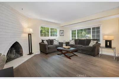 23350 Vanowen Street, West Hills, CA 91307 - Photo 2