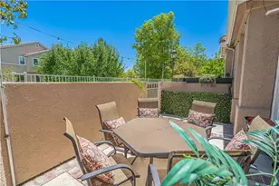 25708 Holiday Cir, Stevenson Ranch, CA 91381 - Photo 32