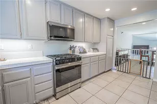 25708 Holiday Cir, Stevenson Ranch, CA 91381 - Photo 22