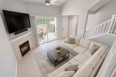 25708 Holiday Circle #B, Stevenson Ranch, CA 91381 - Photo 8