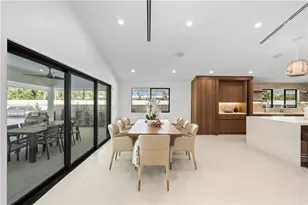 16105 Clear Oak Dr, Encino, CA 91436 - Photo 8