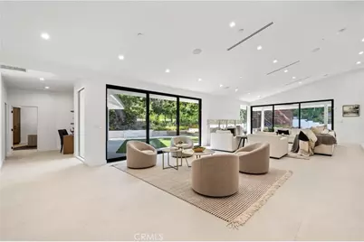 16105 Clear Oak Drive, Encino, CA 91436 - Photo 26