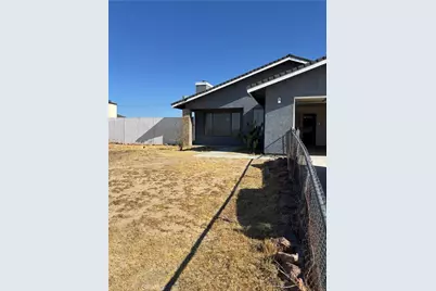 10611 Garibaldi, California City, CA 93505 - Photo 30