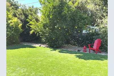 17415 Victory Boulevard, Lake Balboa, CA 91406 - Photo 42
