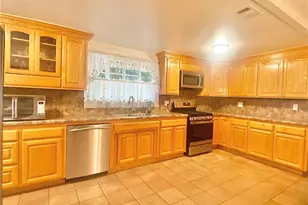 13198 Brand Blvd, San Fernando, CA 91340 - Photo 12