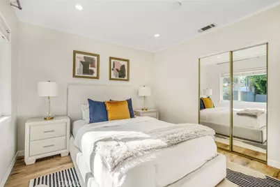 1123 Florence, Burbank, CA 91505 - Photo 14
