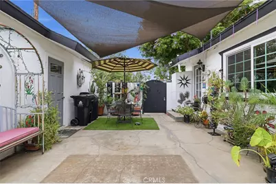 11130 Densmore Avenue, Granada Hills, CA 91344 - Photo 34