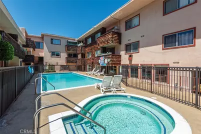 5349 Newcastle #20, Encino, CA 91316 - Photo 18