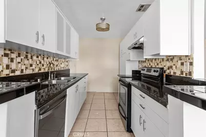 5349 Newcastle #20, Encino, CA 91316 - Photo 8