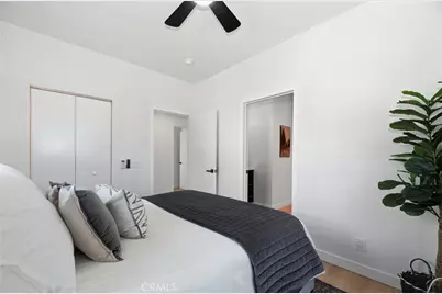 1189 Crehnshaw, Los Angeles, CA 90019 - Photo 14