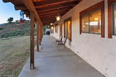 9060 Yucca Hills Road, Agua Dulce, CA 91390 - Photo 8