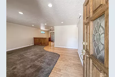 10514 Hillview Avenue, Chatsworth, CA 91311 - Photo 8