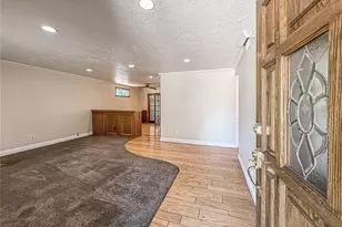 10514 Hillview Ave, Chatsworth, CA 91311 - Photo 8