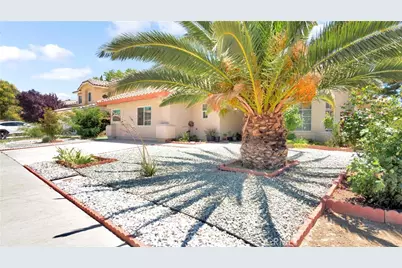 2608 Overland Avenue, Lancaster, CA 93536 - Photo 2