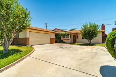 1026 W Avenue J9, Lancaster, CA 93534 - Photo 2