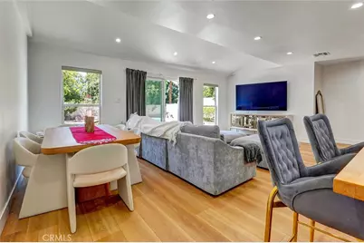 20355 Mobil, Winnetka, CA 91306 - Photo 16