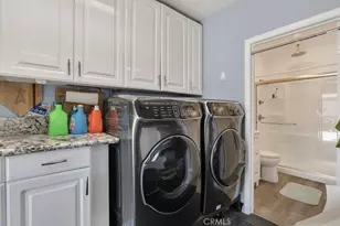 17011 S Catalina, Gardena, CA 90247 - Photo 32