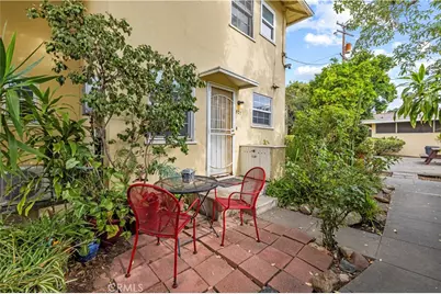 527 E Maple, Glendale, CA 91205 - Photo 28