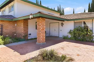 43944 Halcom, Lancaster, CA 93536 - Photo 2