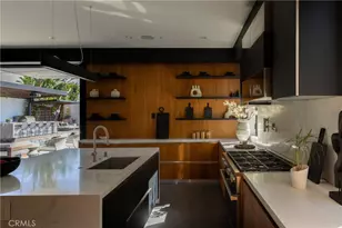 7107 Macapa Dr, Los Angeles, CA 90068 - Photo 20