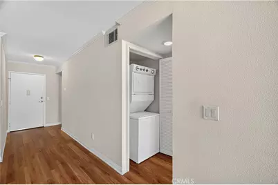 5520 Owensmouth Avenue #117, Woodland Hills, CA 91367 - Photo 14