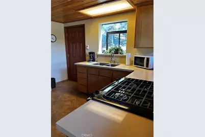 15009 Chestnut Court, Pine Mountain Club, CA 93222 - Photo 10