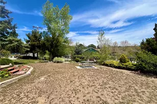 1005 Condor Ct, Frazier Park, CA 93225 - Photo 16