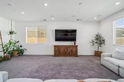 45025 43rd, Lancaster, CA 93536 - Photo 16