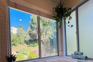 2114 Laura Dr, Escondido, CA 92027 - Photo 14