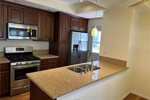 5322 Don Pio Dr, Woodland Hills, CA 91364 - Photo 10