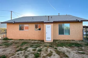 30881 Pawnee, Lucerne Valley, CA 92356 - Photo 2