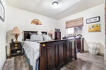 21006 Cohasset Street, Canoga Park, CA 91303 - Photo 10