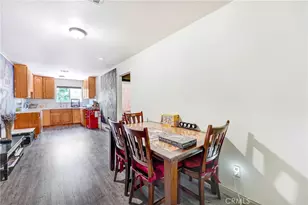 21006 Cohasset St, Canoga Park, CA 91303 - Photo 12
