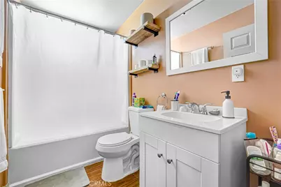 21006 Cohasset Street, Canoga Park, CA 91303 - Photo 18