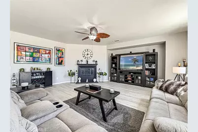 1302 Wellington Drive, Palmdale, CA 93551 - Photo 14
