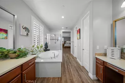 28649 Farrier, Valencia, CA 91354 - Photo 28