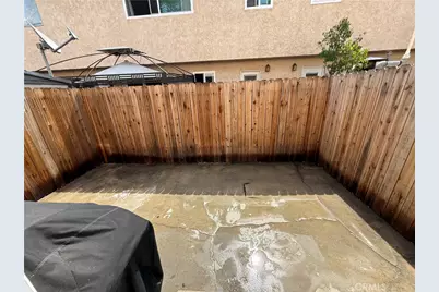 17111 Roscoe Boulevard #15, Northridge, CA 91325 - Photo 16