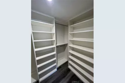 17111 Roscoe Boulevard #15, Northridge, CA 91325 - Photo 10
